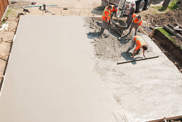 Best Commercial Concrete Services in Kenton, OH